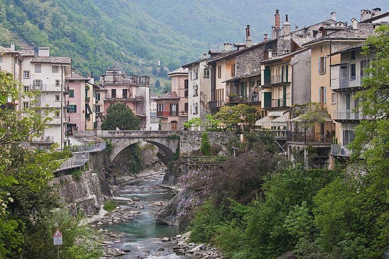 Sofi Apartment Chiavenna Exterior foto